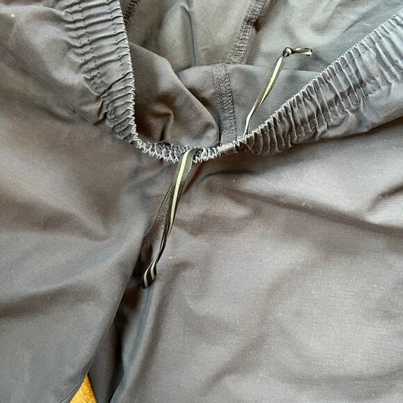 Nike shorts, men's size XL, navy blue, cotton polyester blend - Picture 6 of 9